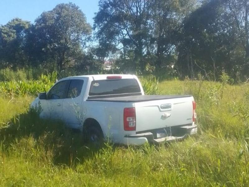 Marginais invadem bar no Botiatuva e um deles acaba preso pela PM na fuga com refém