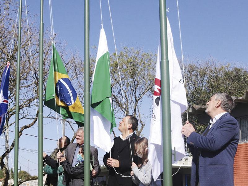 Ato Cívico na sede da Cocel dá início  às celebrações pela Independência do Brasil