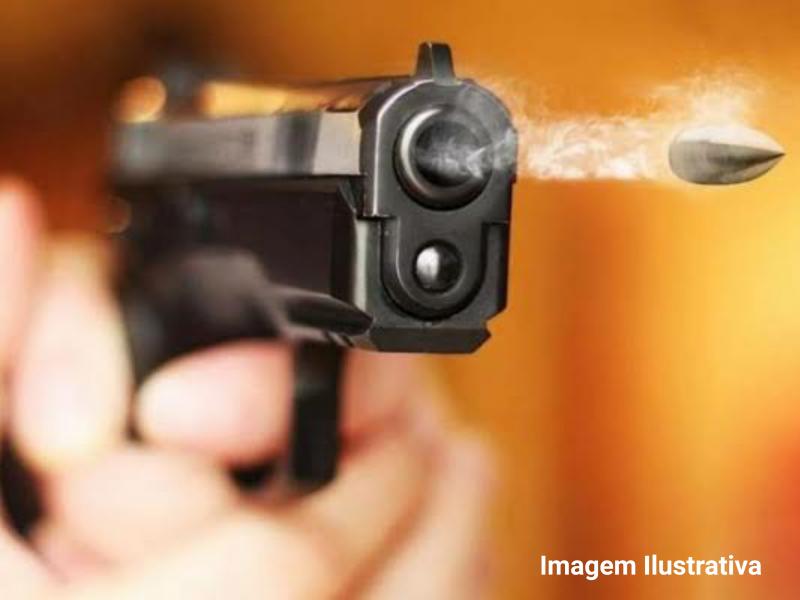 Homem é baleado enquanto dormia em barracão abandonado no Itaqui