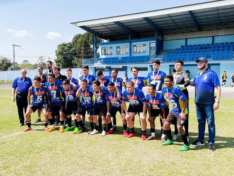 Meninos do Macedo Soares são campeões do Regional Bom de Bola