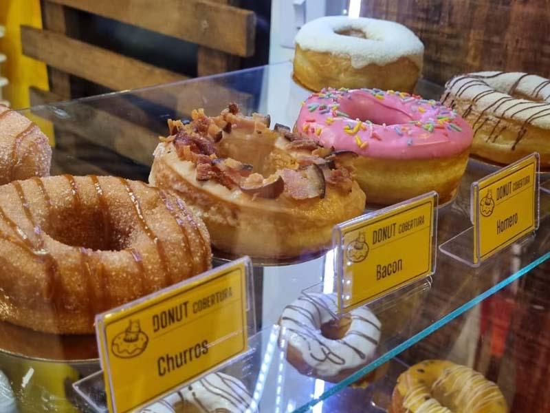 Donuts e outras delícias americanas na Merengue Topping 
