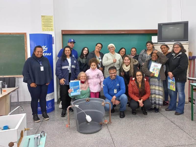 Sanepar divulga ODS em curso de encanadores para mulheres