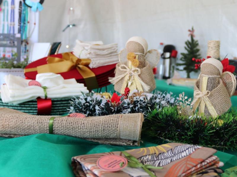 Brinquedos infláveis e Feira da Provopar atraem famílias todos os dias