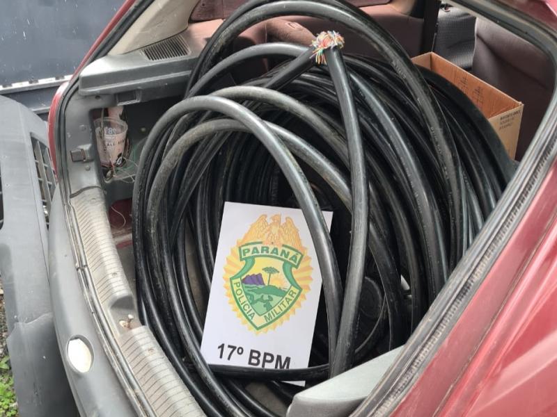 Polícia Militar prende indivíduo com rolos de cabos telefônicos no Botiatuva