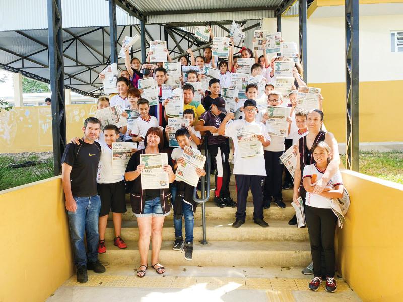 Folha realiza palestra sobre Jornalismo a estudantes do 5º ano da Escola Municipal 15 de Outubro