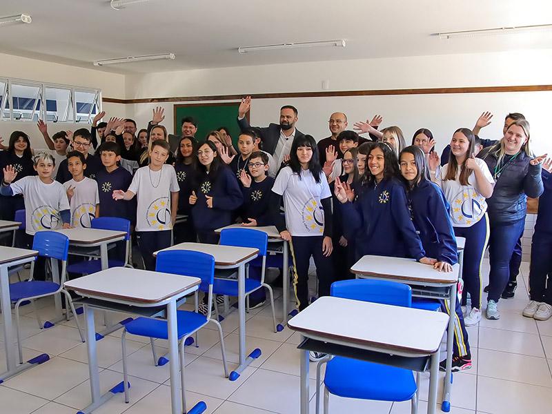 Substituição de salas de madeira: Governo entrega 50 novos espaços a colégios estaduais