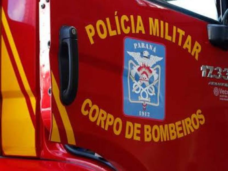 Socorristas do Corpo de Bombeiros atendem três ocorrências de acidentes na BR-277 