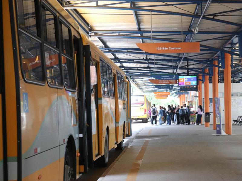 Estudantes da rede pública têm direito ao passe escolar em Campo Largo