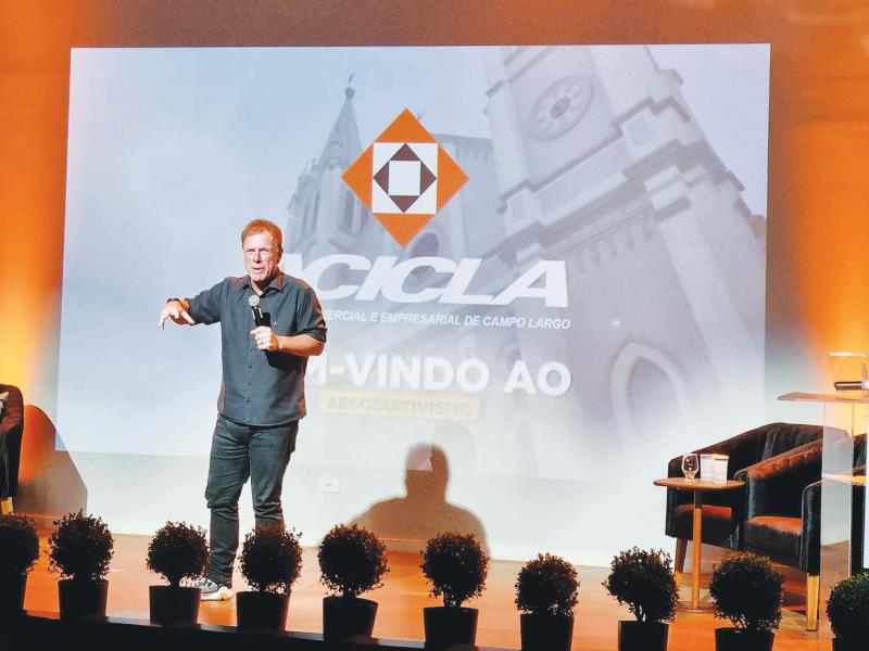 Um dos maiores vendedores do Brasil apresenta técnicas em palestras na Semana Empresarial da Acicla