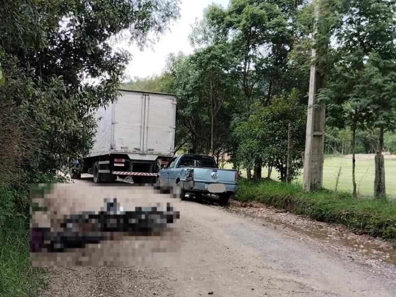 Motociclista morre em grave acidente com caminhão em estrada rural de São Luiz do Purunã