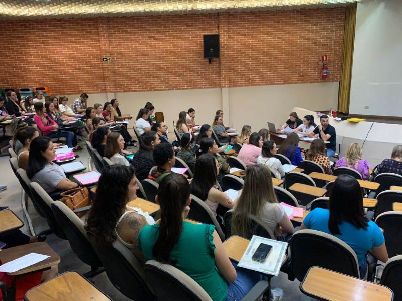 Professores da rede municipal passam a exercer 33% de hora atividade