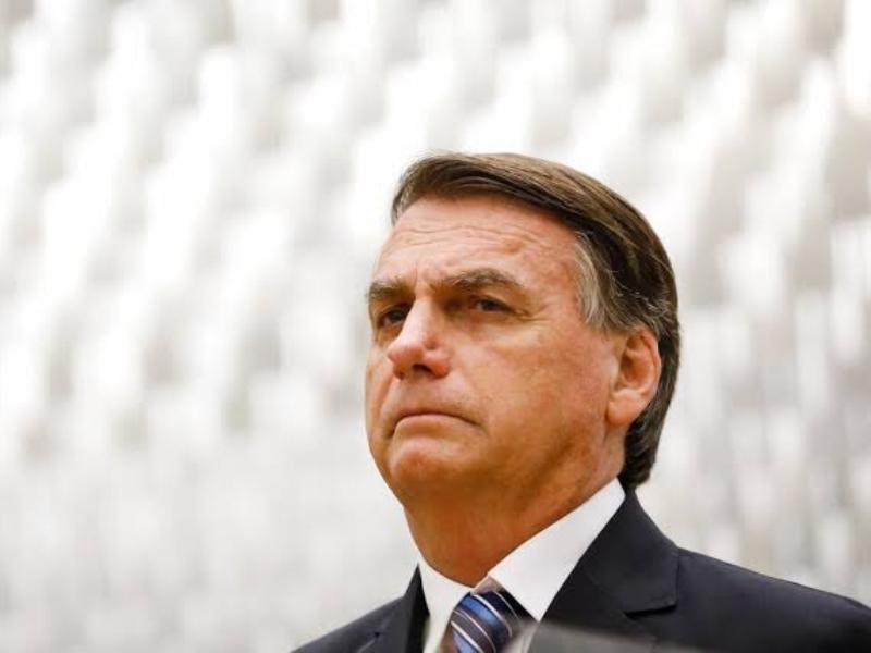 TSE forma maioria e torna Bolsonaro inelegível até 2030