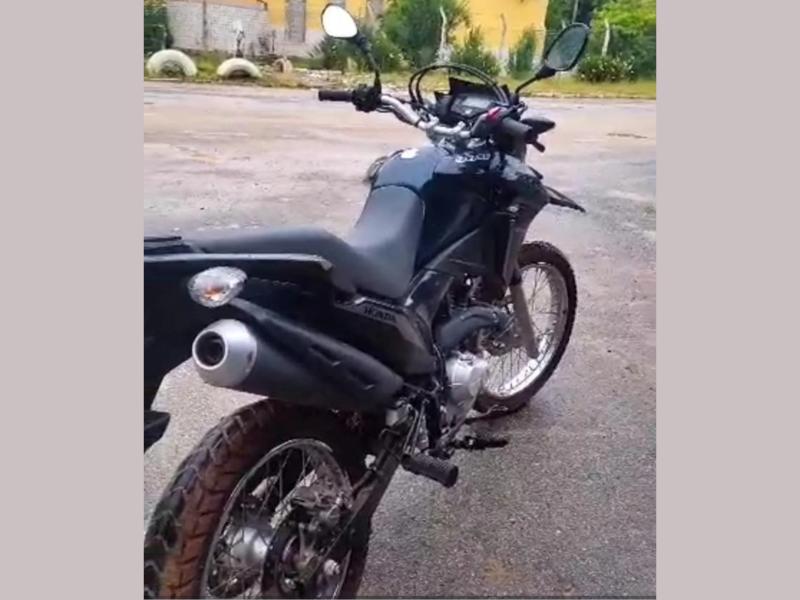 Motocicleta Honda é furtada nas proximidades do Terminal Urbano de Campo Largo 