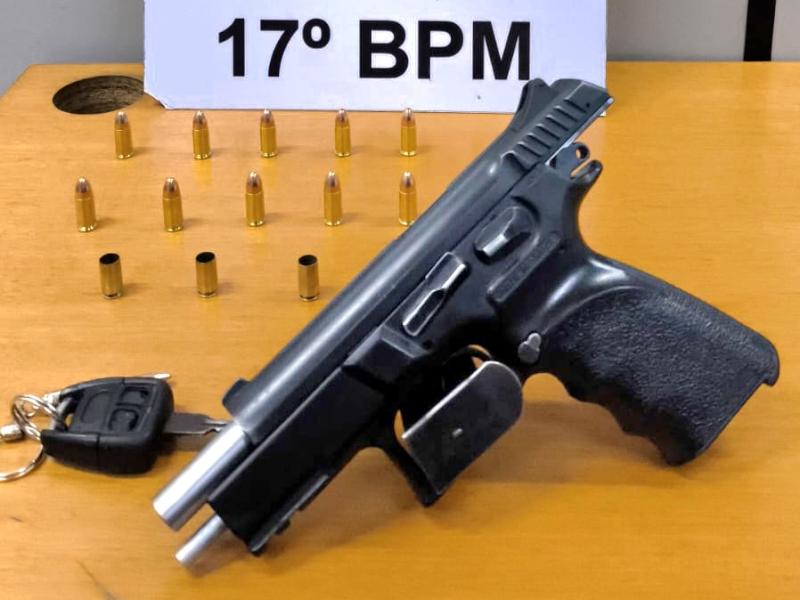 Pistola de fabricação Israelense apreendida e dois presos após disparos em Balsa Nova