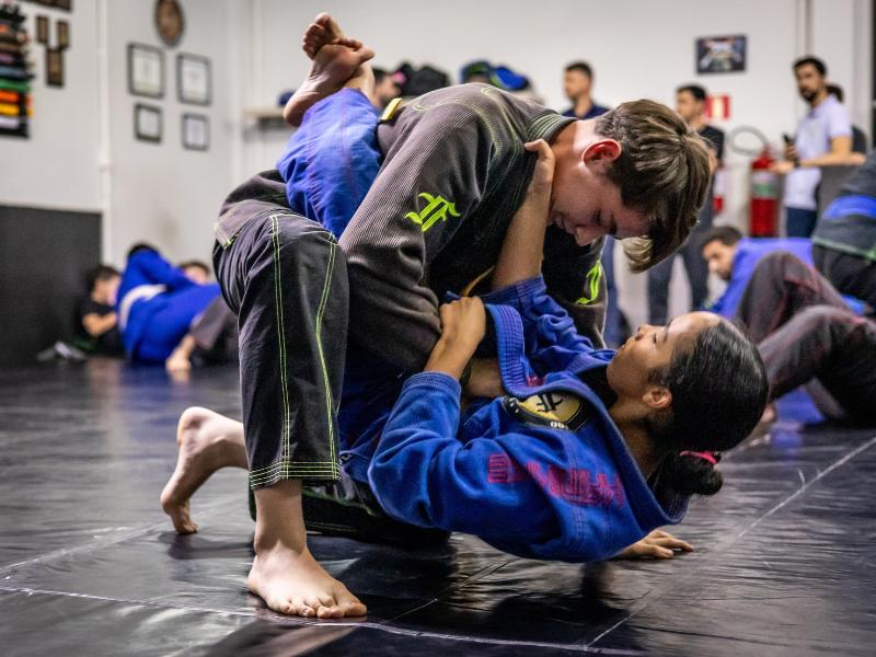 Mãe e filha se destacam em campeonatos de Jiu-jitsu