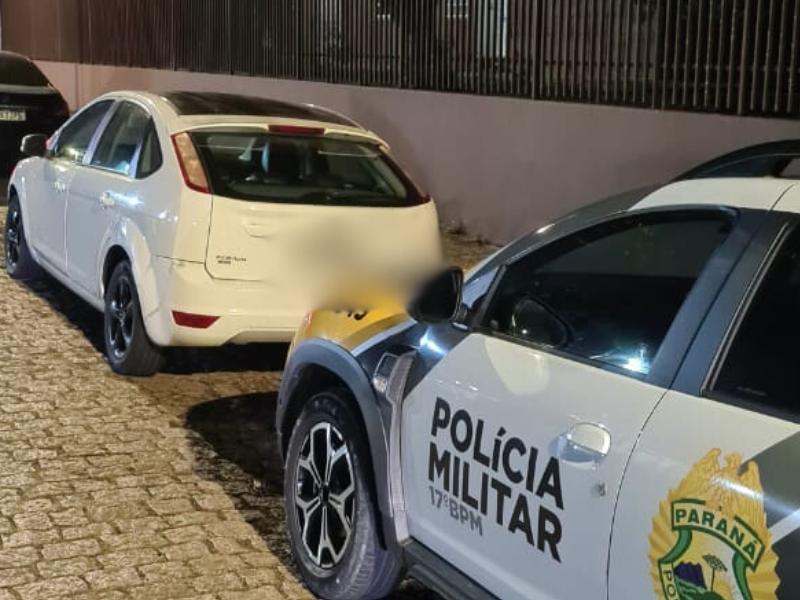 Polícia Militar aborda veículo com alerta de furto e encaminha condutor para a 3ª DRP de Campo Largo 