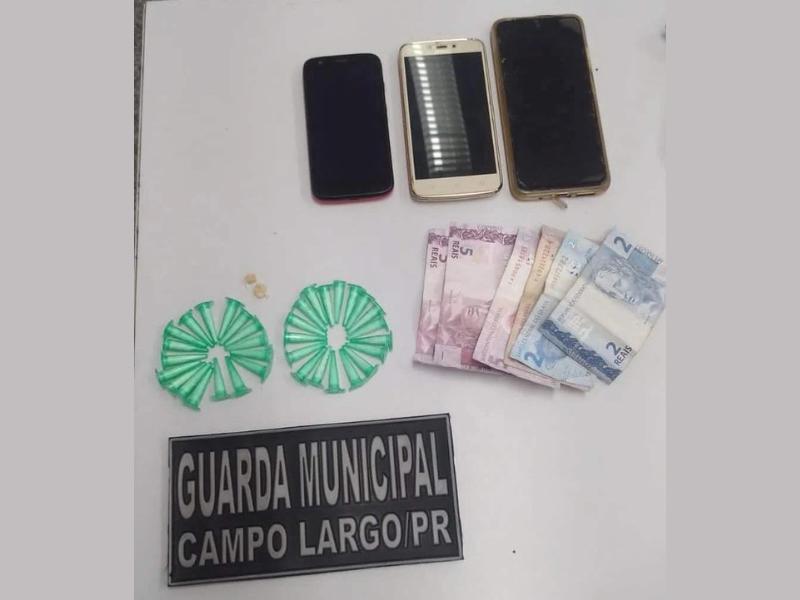 Suspeito é preso pela Guarda Municipal de Campo Largo por tráfico de drogas 