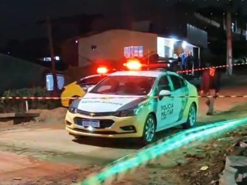 Sepultado no Bugre homem morto em confronto com a Polícia Militar em Almirante Tamandaré 