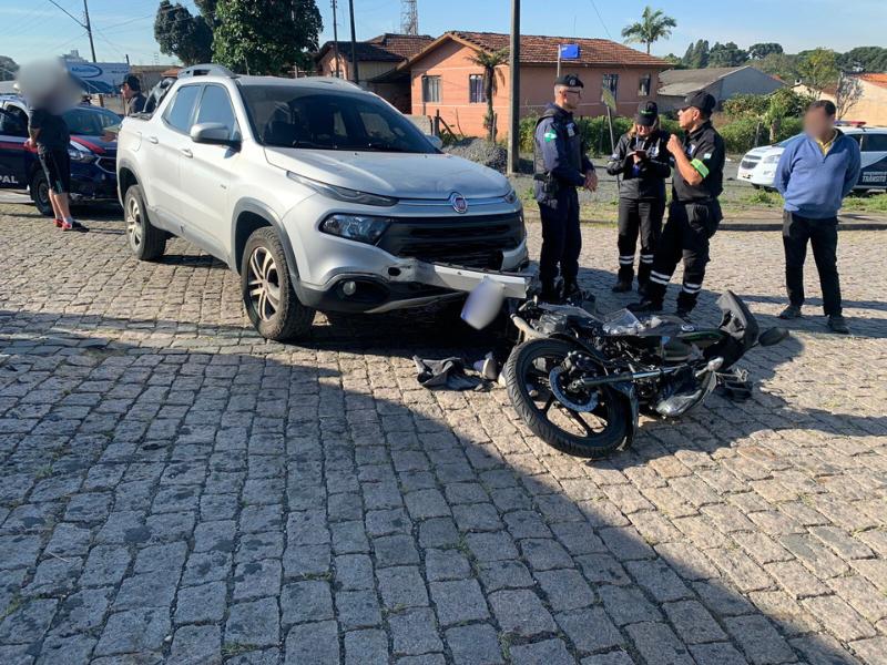 Motociclista socorrido com fratura exposta em acidente no acesso para a antiga BR-277