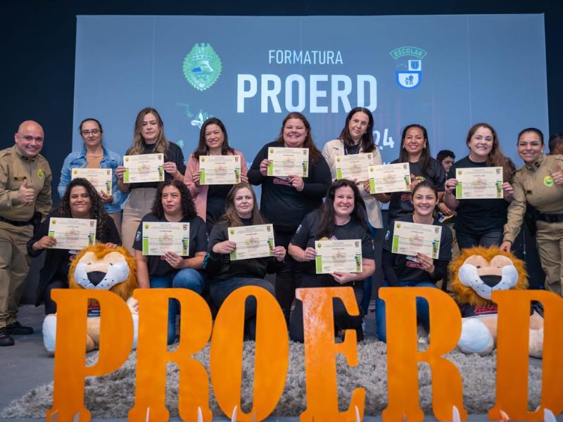  Formatura PROERD emociona Campo Largo