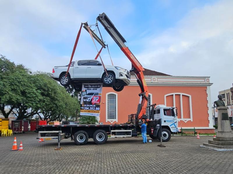 Acicla Jovem promove ações de conscientização sobre impostos durante todo o mês de maio