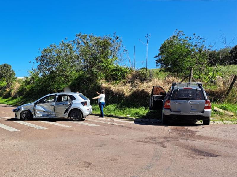 Dois acidentes deixam feridos em Campo Largo na tarde desta quarta-feira (10)