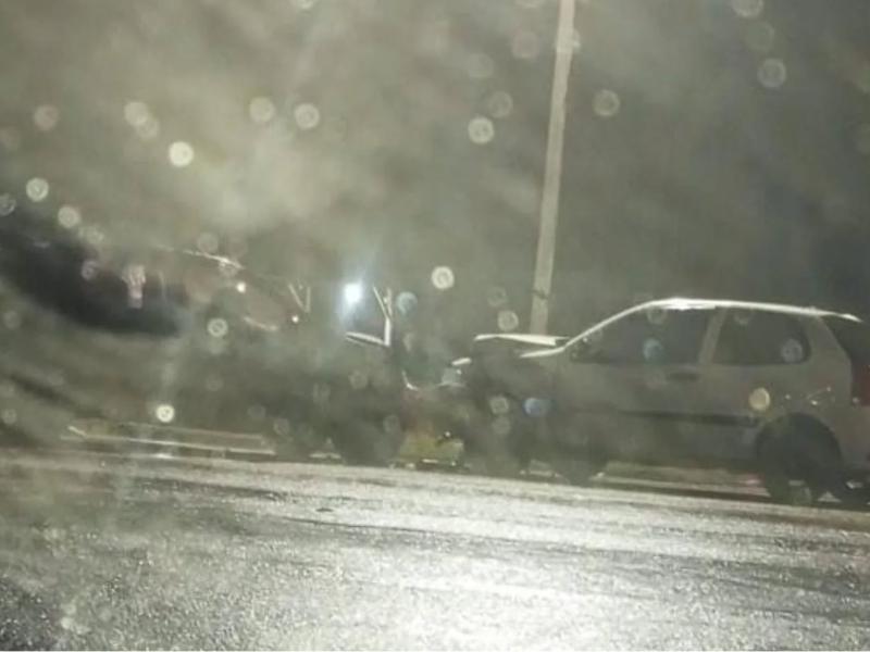 Grave colisão frontal deixa quatro feridos na PR-423, em Campo Largo 
