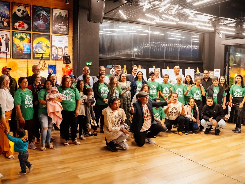 Exposição Cata Arte tem abertura marcada pela emoção dos artistas em Campo Largo