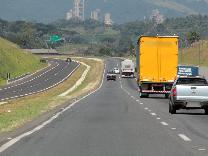 Feriadão de Páscoa deve movimentar mais de 650 mil veículos nas rodovias da Via Araucária
