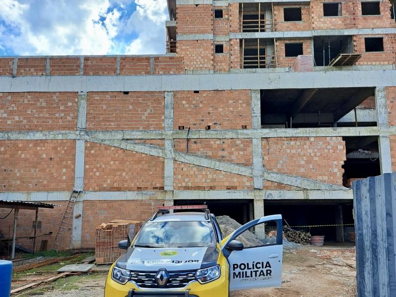 Trabalhador perde a vida ao cair de prédio em construção no Centro