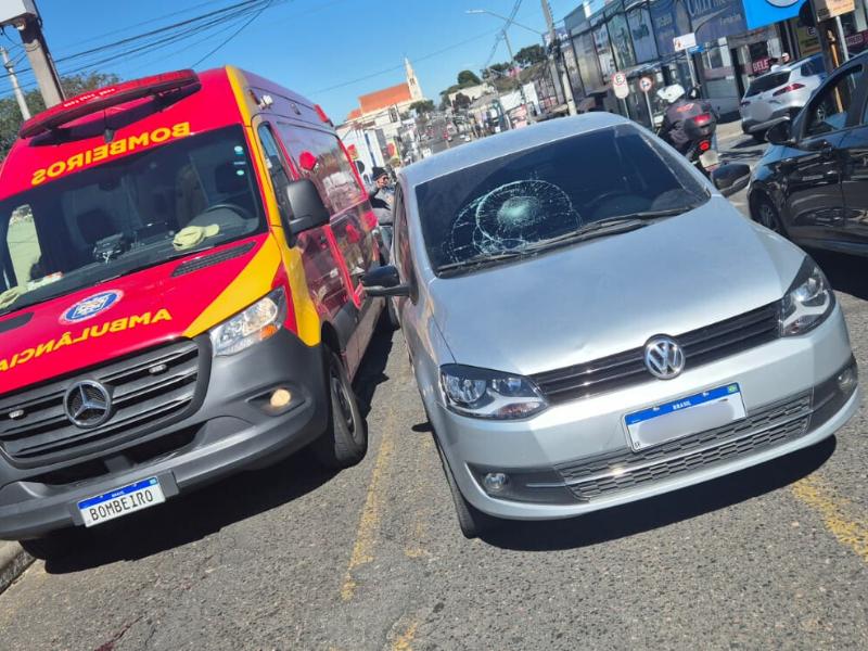 Homem é atropelado em frente ao Terminal Urbano de Campo Largo