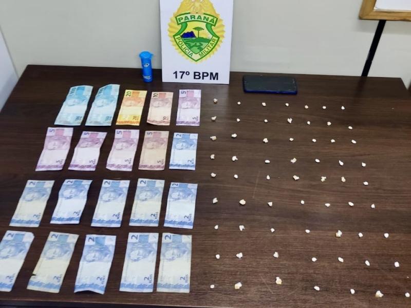 Polícia Militar prende casal por tráfico de drogas no Jardim Itaqui