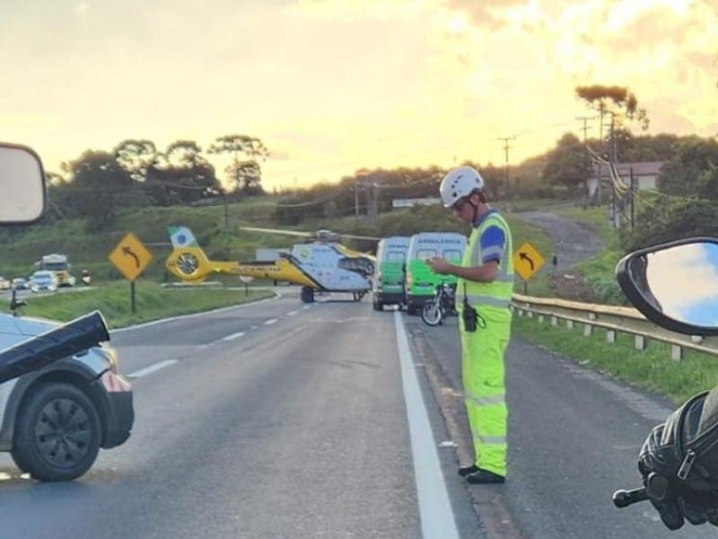 Mulher é atropelada por motocicleta no km 116 da BR-277, em Campo Largo 