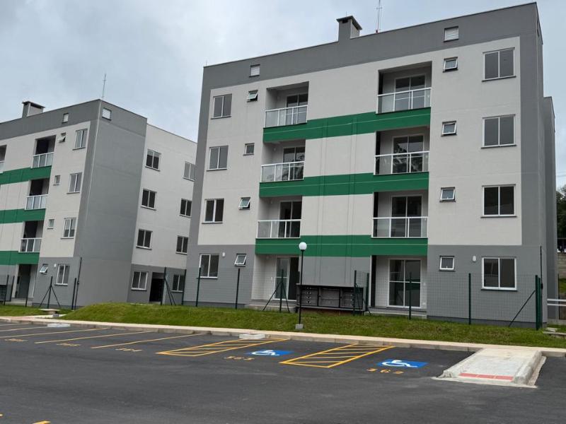 Entrega de apartamentos em Campo Largo gera  indignação por falta condições de habitabilidade