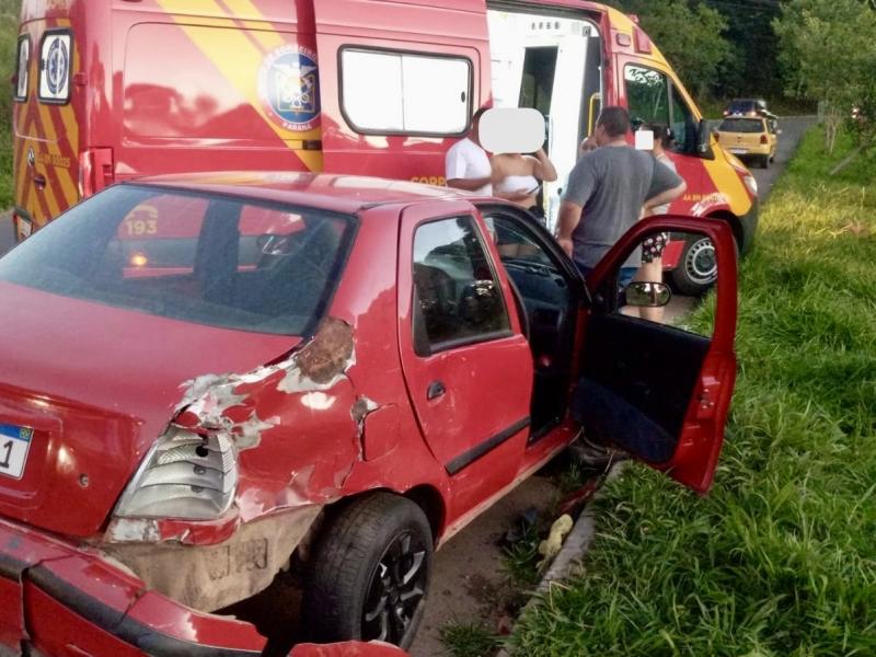 Colisão entre automóveis na Estrada da Ratada deixa um ferido