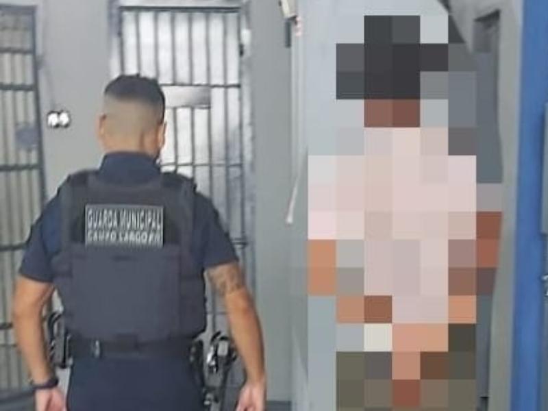 Denunciado por perturbação a cliente em estabelecimento era procurado por tráfico de drogas e é preso