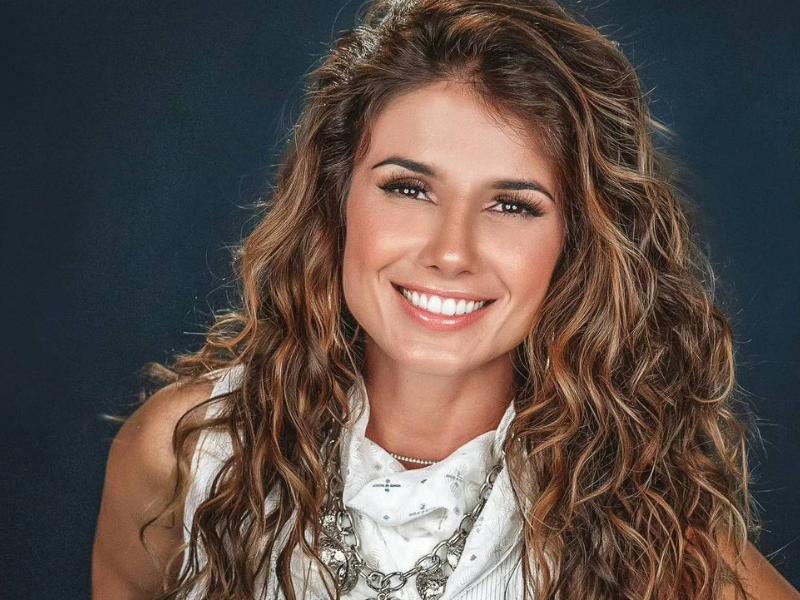 Paula Fernandes fará o primeiro show nacional do evento de Natal em Campo Largo