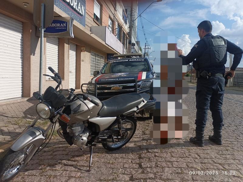 GMCL prende homem com motocicleta furtada em Castro com o apoio do CIOSP