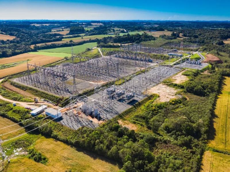 Incêndio em subestação de Campo Largo mobiliza governo federal e ONS após apagão nacional