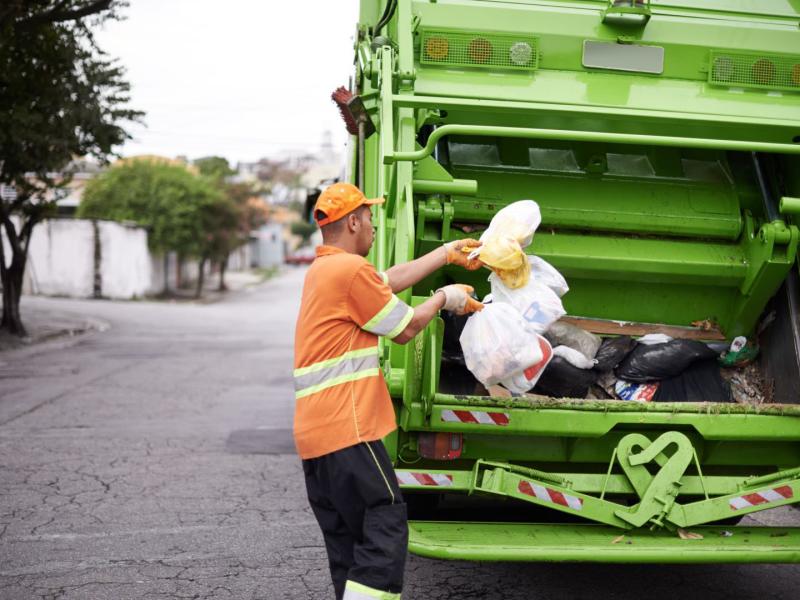 Nova tabela da taxa de lixo entra em vigor após sanção da Prefeitura