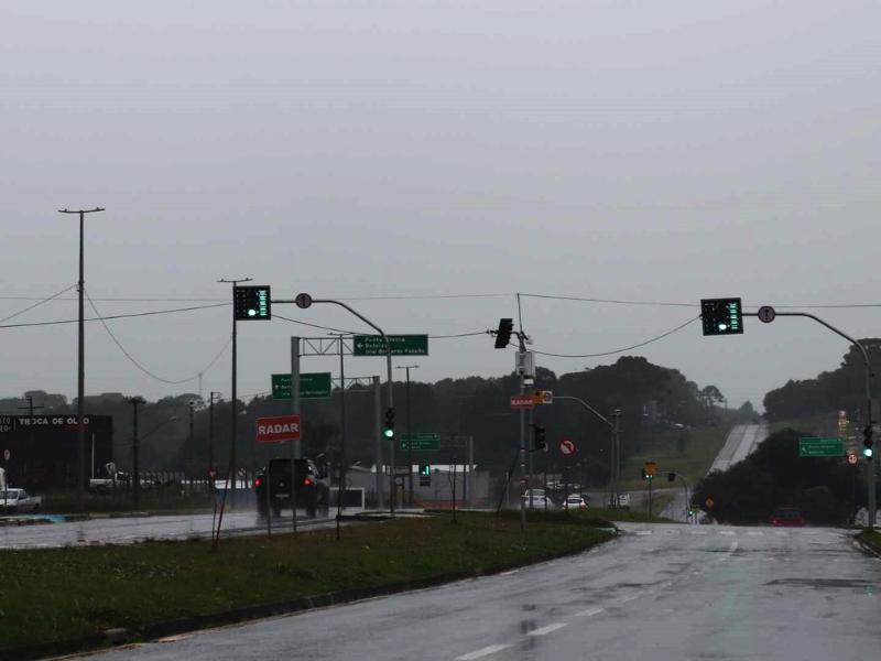 Prefeitura muda funcionamento noturno de semáforo na Avenida Marcelo Puppi