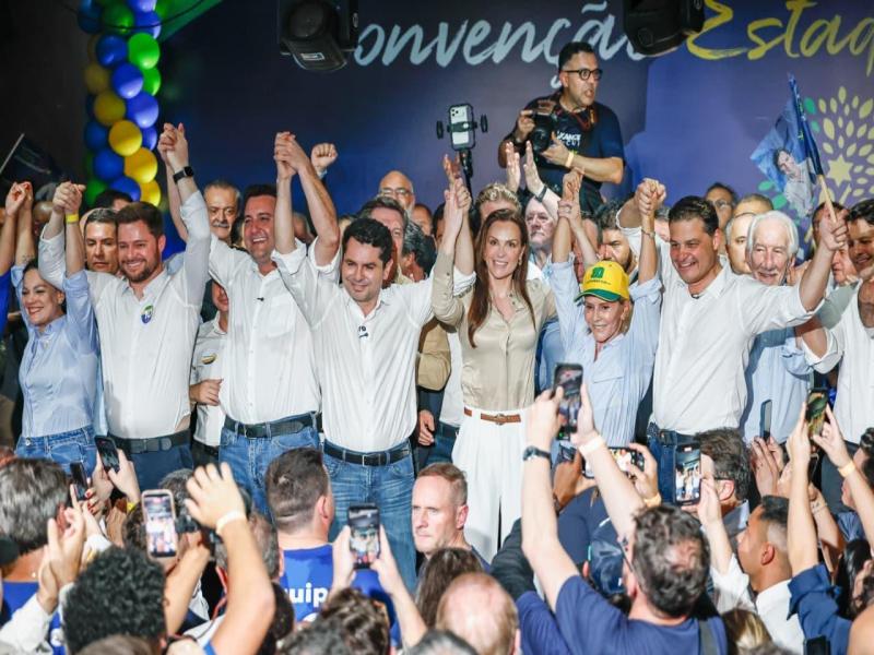 Com apoio de Sandro Alex e Ratinho Junior, Alexandre Curi é oficializado candidato ao Senado