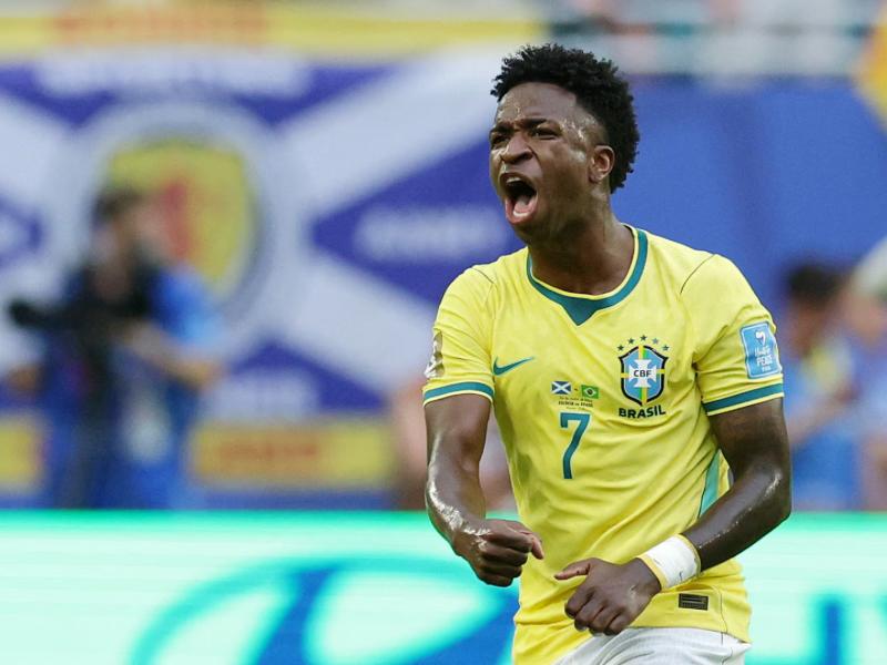 Brasil domina Escócia, vence e avança na Copa do Mundo como líder do grupo
