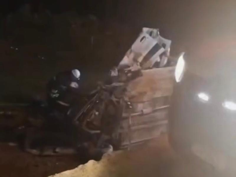 Homem morre e três pessoas ficam feridas em grave acidente na PR-423 entre Campo Largo e Araucária