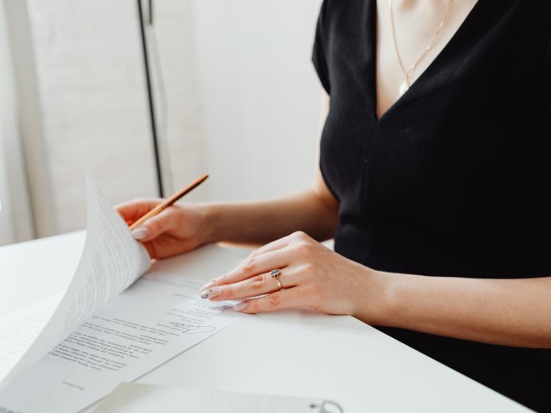 Testamentos crescem no Paraná e advogada explica como funciona o planejamento sucessório