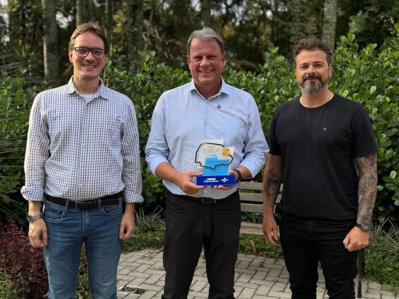 Sala do Empreendedor recebe Selo Ouro Sebrae-PR de qualidade pelo terceiro ano consecutivo 