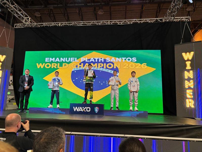 Campo-larguense Emanuel Plath Santos coloca o Brasil no topo do mundo no kickboxing