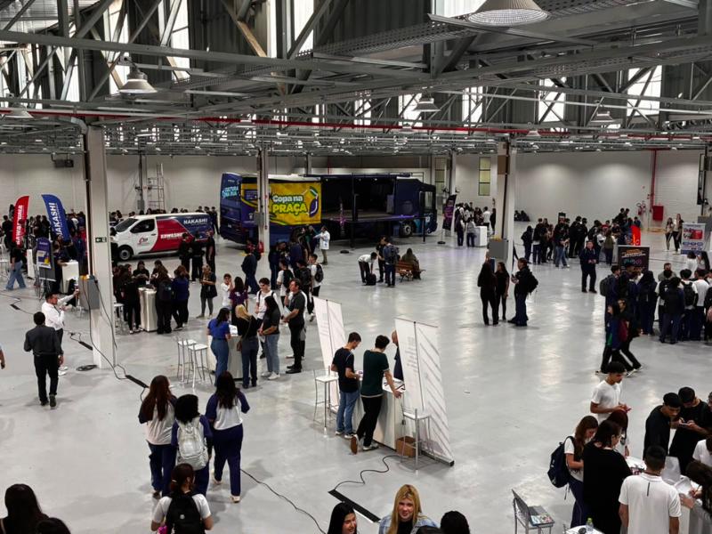 IEL XP reúne mais de 1.500 jovens em Campo Largo e aproxima estudantes do mercado de trabalho