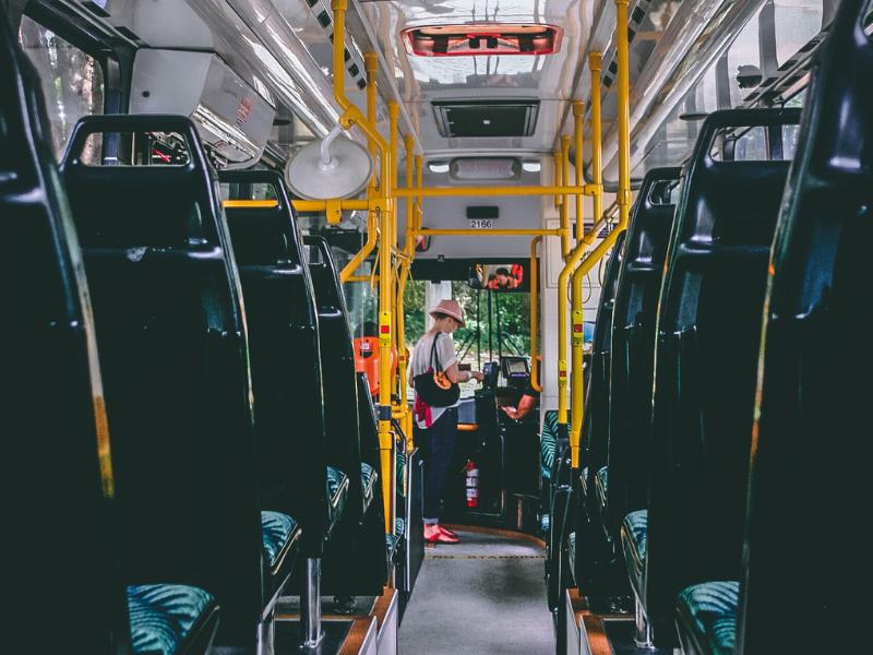 Prazo para solicitar auxílio-transporte universitário começa em 31 de agosto