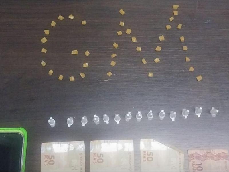 Homem é preso por tráfico de drogas em condomínio de Campo Largo